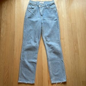 90s Straight Ultra High Rise Curve Love